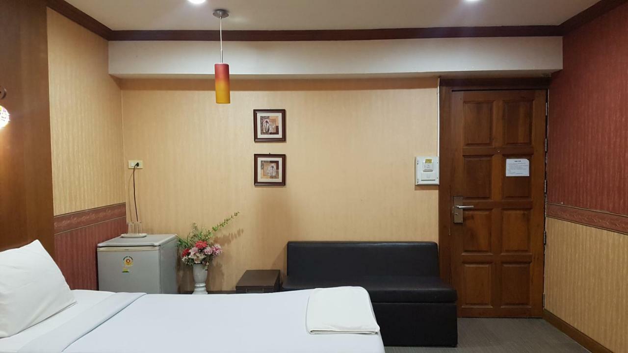Khon Kaen Ruenrom Hotel Exterior foto