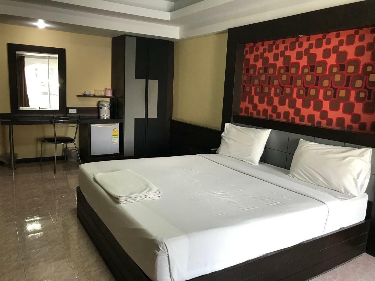Khon Kaen Ruenrom Hotel Exterior foto