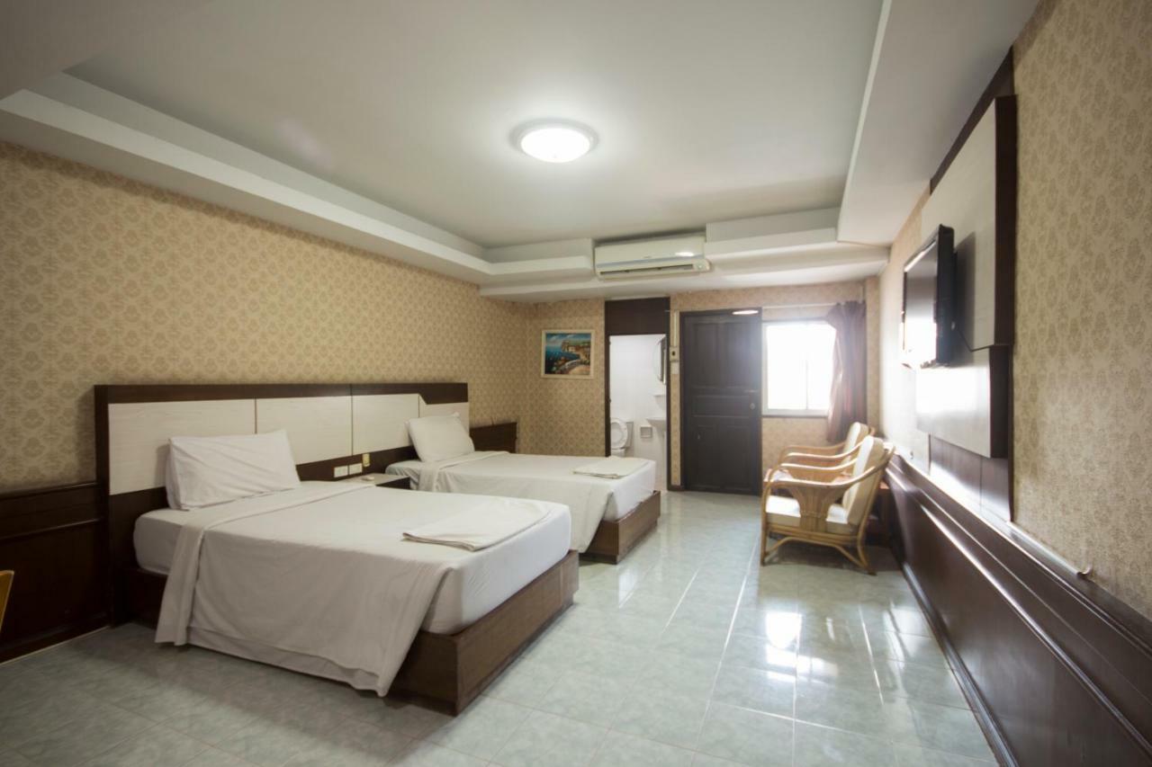 Khon Kaen Ruenrom Hotel Exterior foto